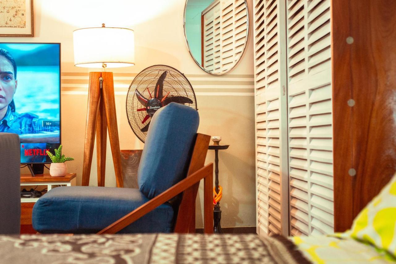 Bed and Breakfast Palm Springs Bed & Breakfast Limbe Exteriér fotografie